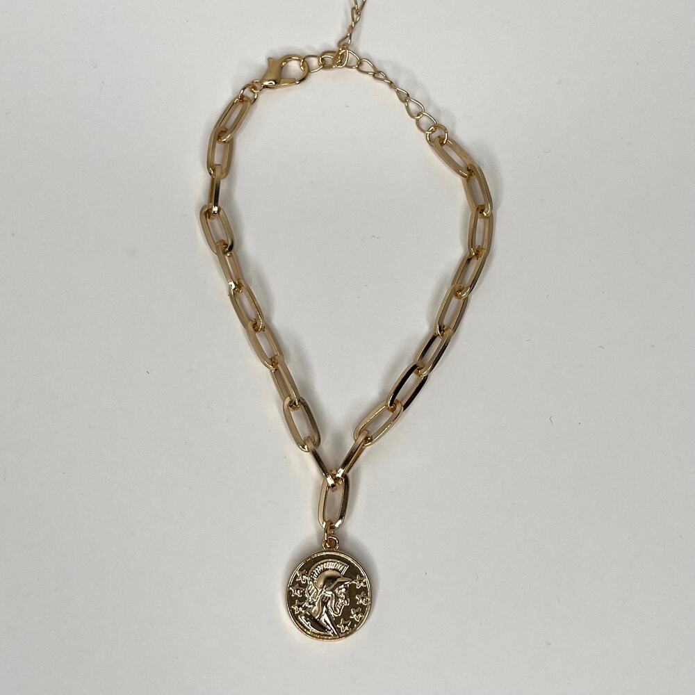 Ettika Fashion Jewelry Gold Chunky Chain Coin Pendant Charm Bracelet GTB1496 NWT - Picture 2 of 4